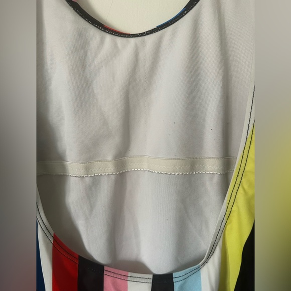 90’s inspired one one piece bathing suit - Picture 5 of 6